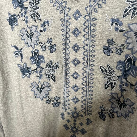 Pure Jill Floral Embroidered V-Neck Tunic Top Gray Pullover Long Sleeve Sz M - Picture 2 of 6